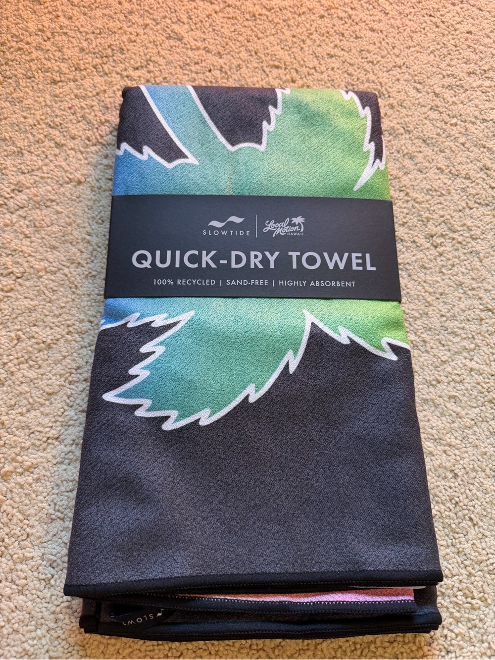 Slowtide  Lotion Motion Quick-Dry Towel in Green, Blue, Black